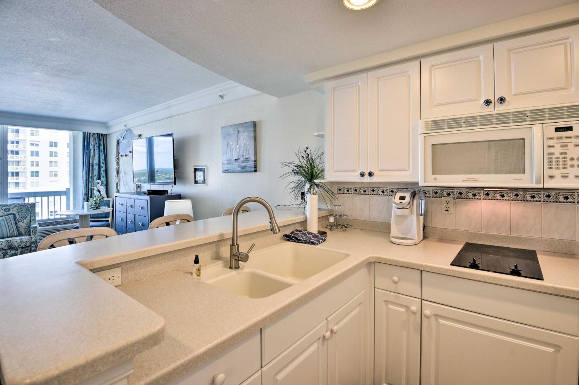 Vacation Vibe Condo Eleventh-Floor Ocean Views 데이토나 비치 외부 사진